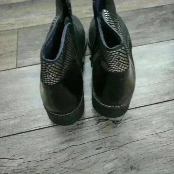 UNITY IN DIVERSITY  black boots size 39 - Picture 4 of 12